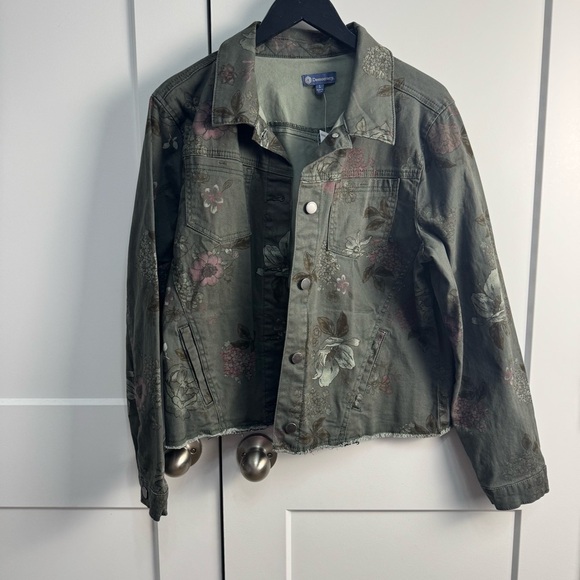 Democracy Jackets & Blazers - Democracy Floral Dark Green Women's Jacket New With Tags Size Large Denim Style